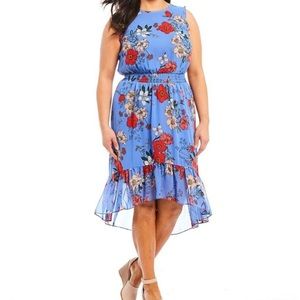 NWOT- VINCE CAMUTO Size 14 periwinkle highlow dress. Elastic waist, fully lined